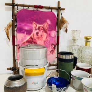 Lote x50 artículos: tazas, juego de te, bandejas, cuadro, mixer y otros