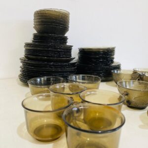 Lote x80 artículos: platos, pocillos, tazas y otros