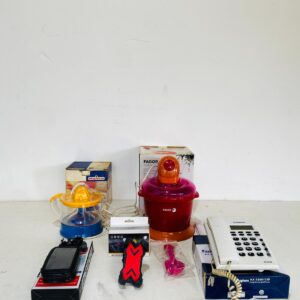 Lote x5 artículos: maquina de helados, teléfono, soporte de celular y otros
