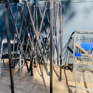 Estructura de gazebo + 2 sillas plagables + carro de super