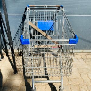 Estructura de gazebo + 2 sillas plagables + carro de super
