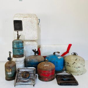 Lote x12 artículos: garrafas, hieleras y otros