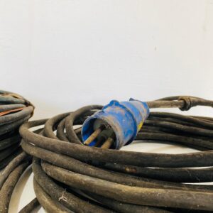 Lote x2 rollos de alargues trifásicos de 32m aprox