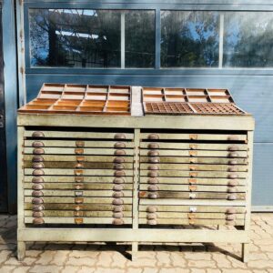 Antiguo ficheros de imprenta en madera