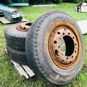 Lote x3 ruedas de camión