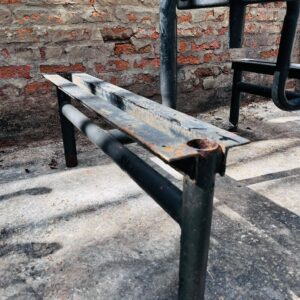 Estructura de mesa en hierro