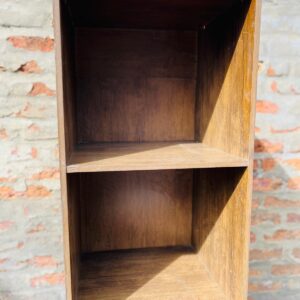 Estantería en mdf 4 estantes (con detalles)