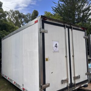 Furgón térmico con equipo de frio