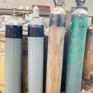 Lote x4 cilindros de nitrógeno , uno de ellos con manómetro