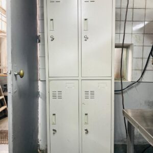 Locker metálico 4 puertas