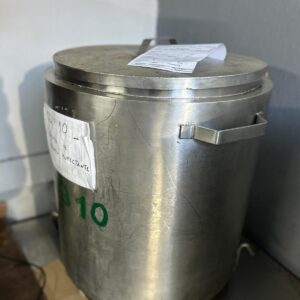Olla en acero inoxidable con canilla y tapa 100 L