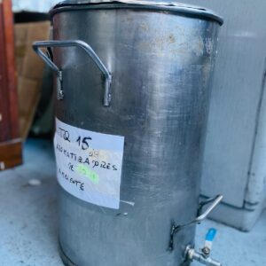 Olla en acero inoxidable con canilla y tapa 100 L