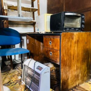 Lote de muebles y electrodomésticos