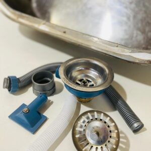Bacha en acero inoxidable, con accesorios