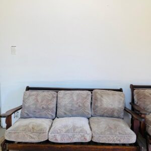 Lote x2 sillones en madera con almohadones