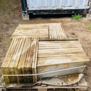 Lote x10 m2 de piedra 57x27 cm