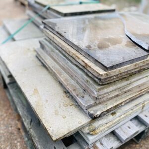 Lote x9 m2 de piedra