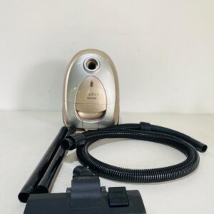 Aspiradora Xion, con accesorios