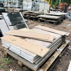 Lote x10 m2 de cerámicas y porcelanatos