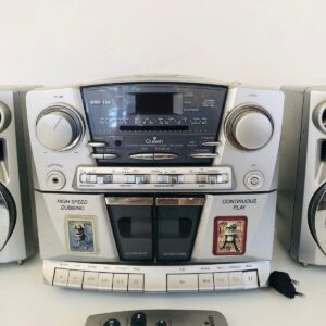 Equipo de audio Queen, con control