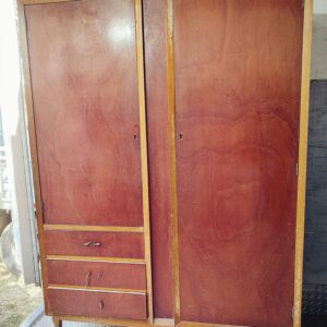 Ropero de madera 3 cajones 2 puertas + cómoda 4 cajones