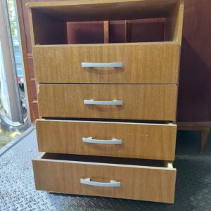 Ropero de madera 3 cajones 2 puertas + cómoda 4 cajones