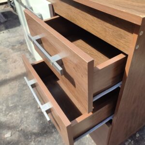 Mueble de cocina en MDF, 2 puertas 3 cajones