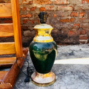 Cama de madera 1 plaza + lámpara