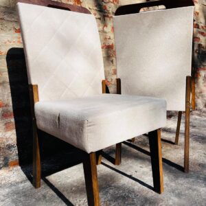 Lote x2 sillas tapizadas, color beige