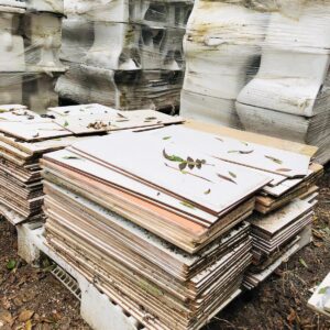 Lote x32 m2 de cerámicas varias