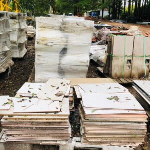 Lote x32 m2 de cerámicas varias