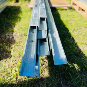 Lote x15 perfiles galvanizados: 3,46 x 0,09m a 4,46 x 0,09m
