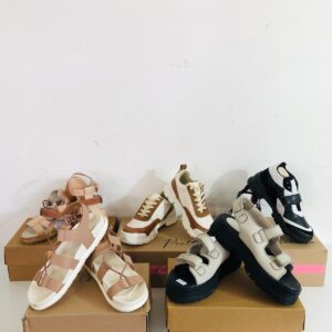 Lote x5 pares de calzados de dama. Algunos en cuero. Talles: 36, 37 y 39.
