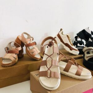 Lote x5 pares de calzados de dama. Algunos en cuero. Talles: 36, 37 y 39.