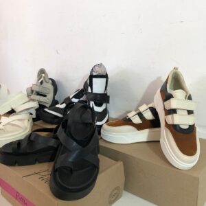 Lote x5 pares de calzados de dama. Algunos en cuero. Talles: 36, 37, 38 y 39