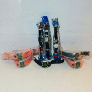 Lote x45 relojes pulsera, diseños y tamaños variados
