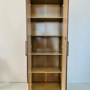 Ropero en mdf 2 puertas, color marrón