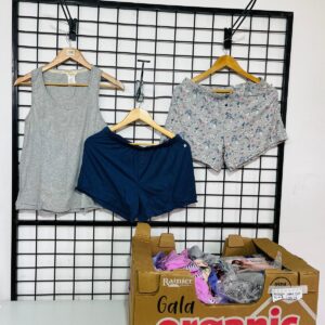 Lote x24 pijamas de dama, 2 y 3 piezas colores varios