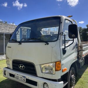 Camión Hyundai HD 78 (PRECIO EN DÓLARES)