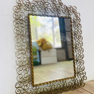 Espejo con bordes dorados 77x55 cm