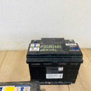 Lote x2 baterías para auto: Moura y Heliar