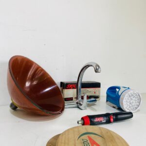 Lote x5 artículos: destornillador eléctrico, bacha ovalada, monocomando, paletas de madera y otros