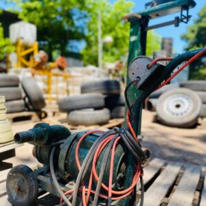 Balanza de pie + bomba de agua