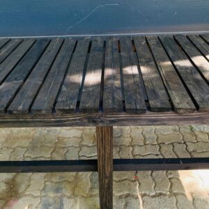 Mesa rústica en madera, color negro