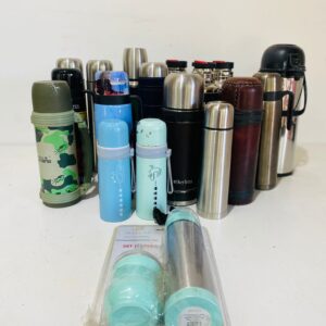 Lote x19 termos. Diferentes modelos y tamaños