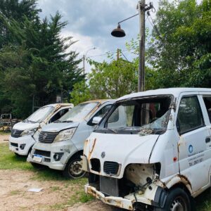 Lote x3 camionetas JAC, con detalles