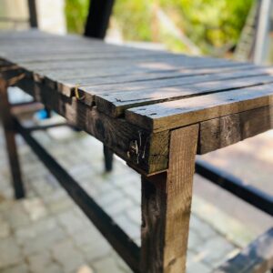 Mesa rústica, color negro 2,72x0,92x0,77m