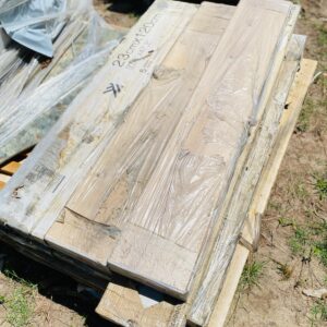 Lote x16 mt2 de piso flotante y cerámicas