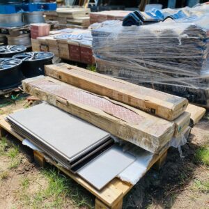 Lote x12 mt2 de cerámica + 3 mt2 de vinílico