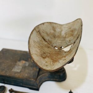 Balanza antigua de plato